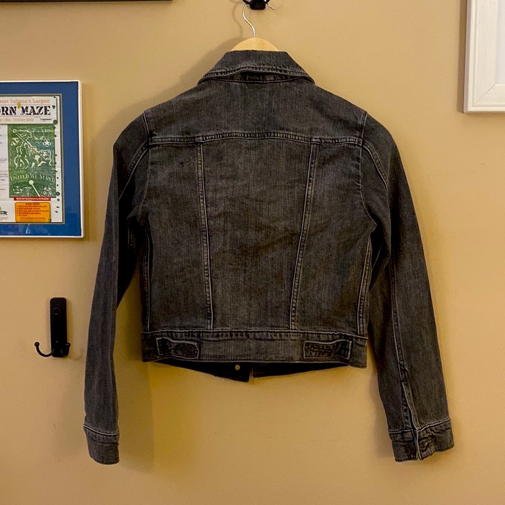 Levi’s Jean Jacket - Picture 2 of 11